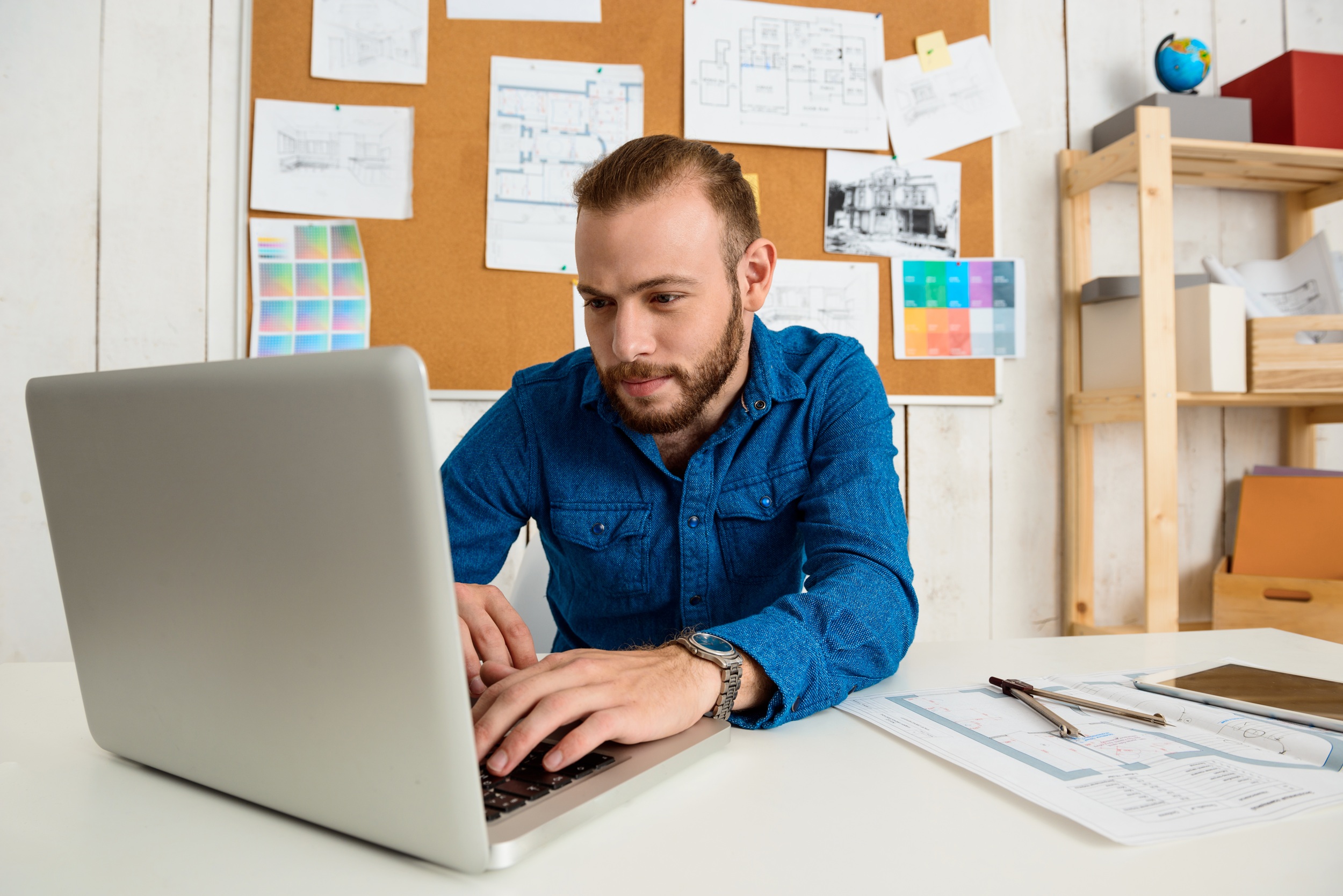 SEO specialist optimizing on-page SEO elements including content, keyword tags, and internal linking